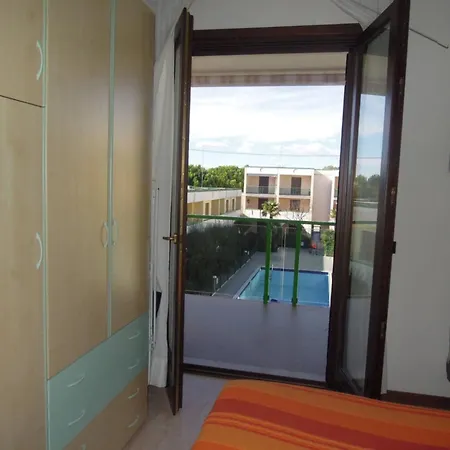Relaxing Flat With Pool In A Quiet Village Bibione