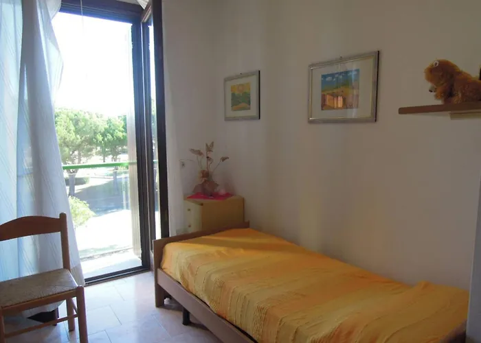 Relaxing Duplex With Pool Balcony アパート